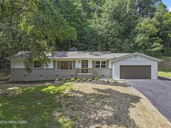 5205 Daphne Dr, Knoxville, TN 37914