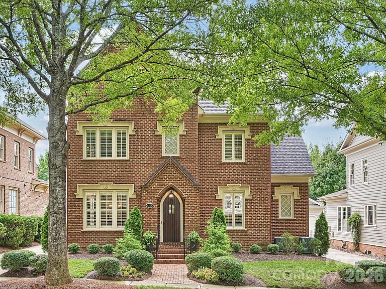 8843 Heydon Hall Cir