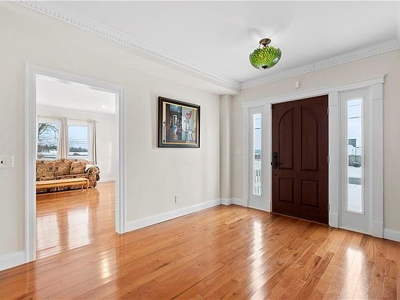 3rd image of 424 Lansingville Rd