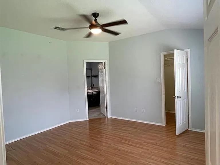 2501 Willow Way — Photo 10