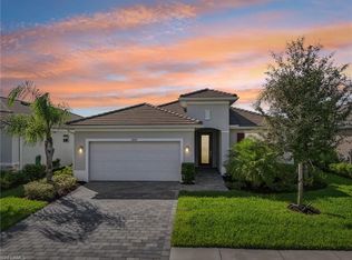 2445 Orchard ST, NAPLES, FL 34120
