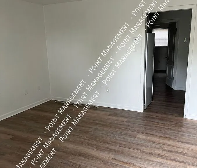 2353 Mountain View Ter SW #5 — Photo 9