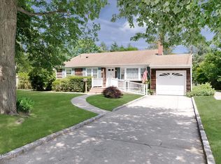 57 Lowell Rd, Sayville, NY 11782