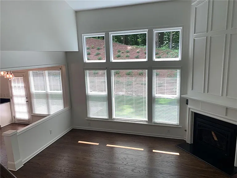 3470 Stoneham Dr — Photo 11