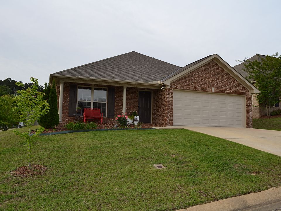 1st image of 4220 Macon Cir