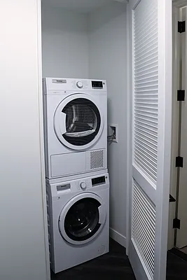 Rented by The Dermot Realty Management Company | media 37