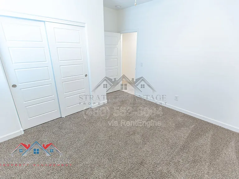 1673 N Wrigley Dr — Photo 24