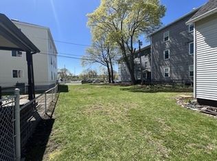 13 Sigel St, Worcester, MA 01610