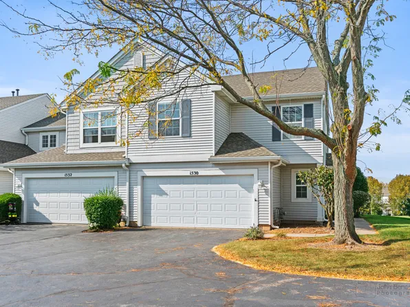 1530 Meadowsedge Ln, Carpentersville, IL 60110