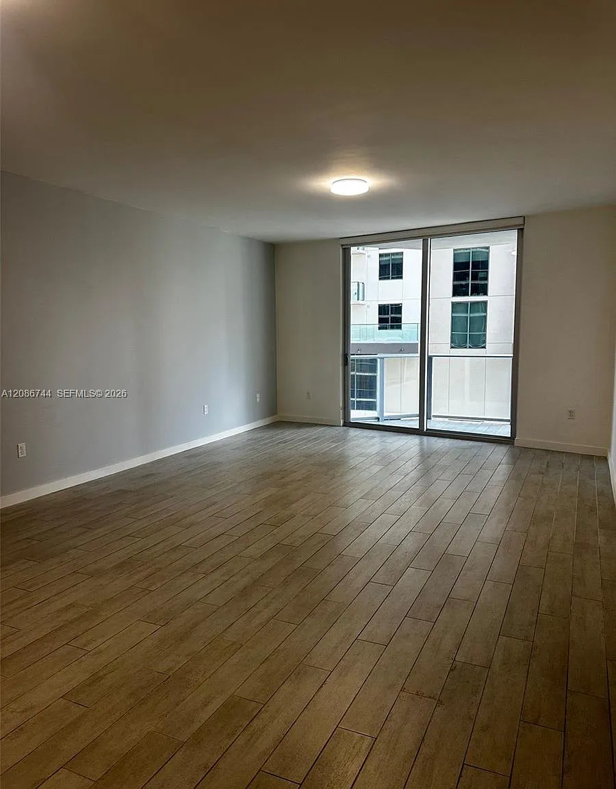 Brickell Ten Condo — Photo 3