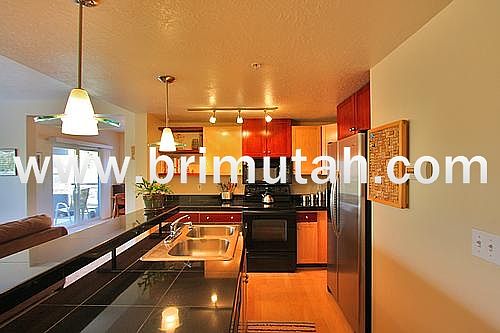5th image of 4340 S Highland Dr Unit 209