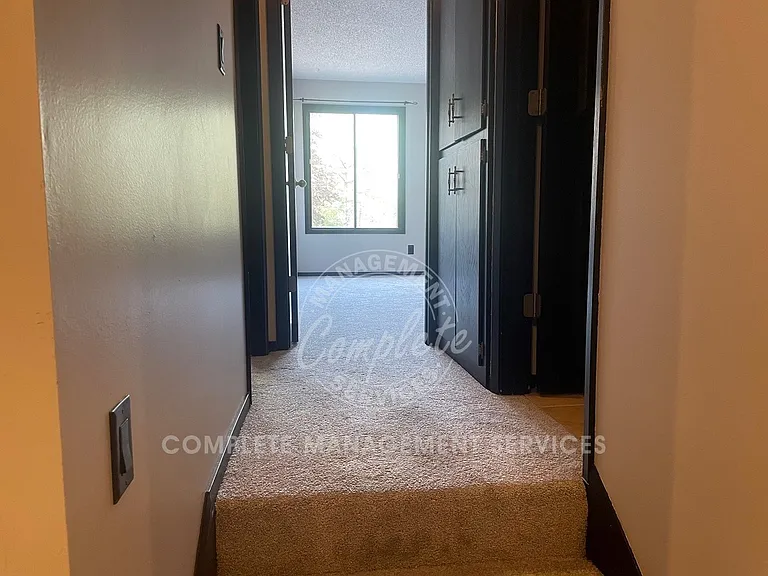 14325 Fairway Dr — Photo 6