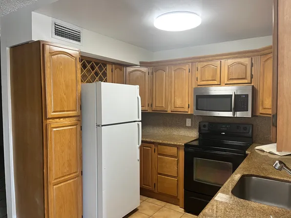 15385 S Dixie Hwy APT 12, Palmetto Bay, FL 33157