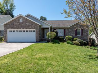 4225 Homewood Rd, Knoxville, TN 37918