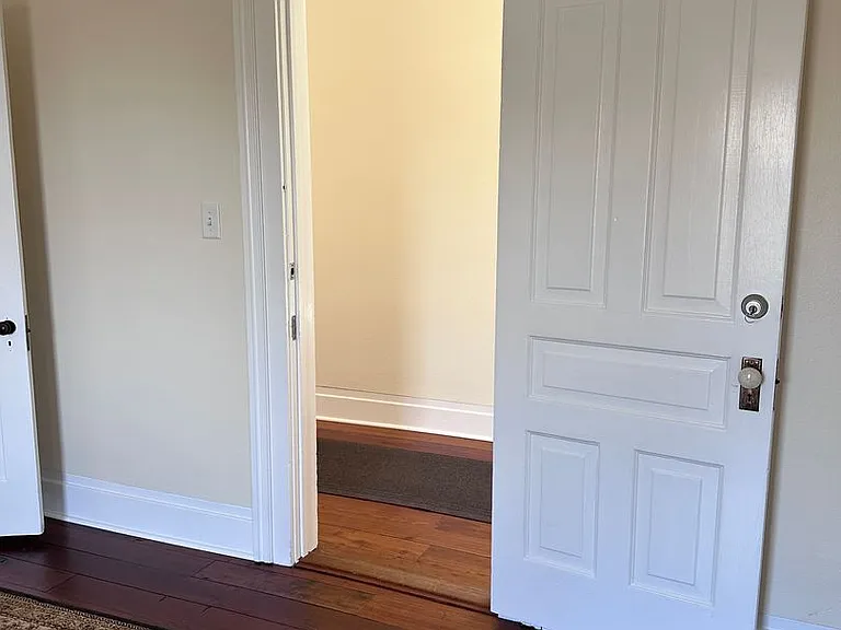942 G St — Photo 31
