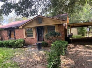 619 Victoria Ave, Laurel, MS 39440