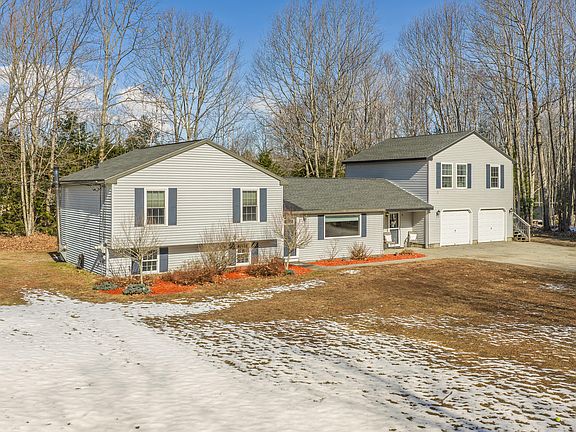 2nd image of 43 Fall Ridge Road