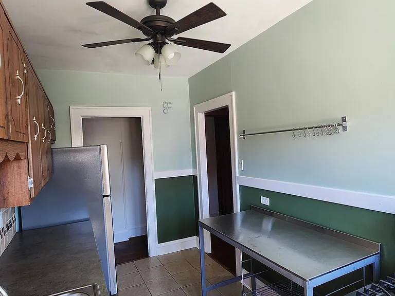 14126 Detroit Ave — Photo 17