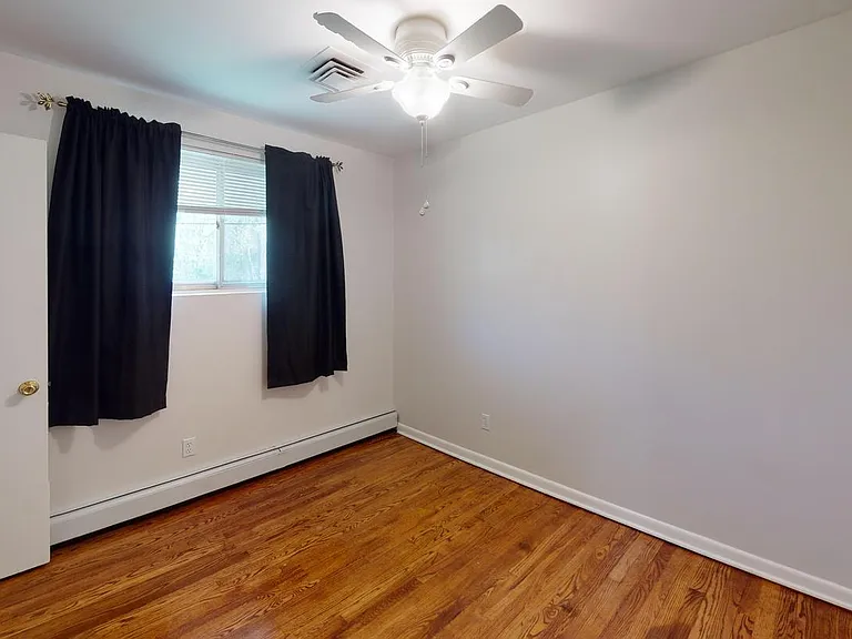5424 Old Temple Hill Rd — Photo 17