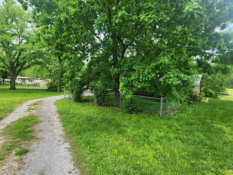 2348 Y Hwy — Photo 39