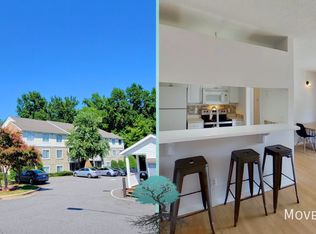 9515 University Terrace Dr APT M, Charlotte, NC 28262