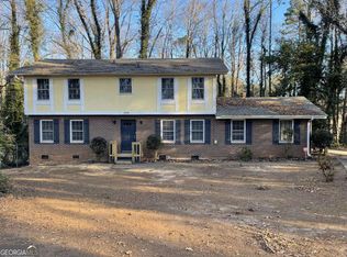 1600 Whisperwood Trl, Stone Mountain, GA 30088