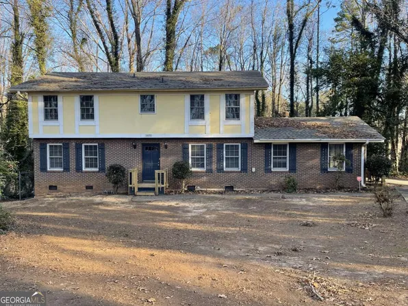 1600 Whisperwood Trl, Stone Mountain, GA 30088