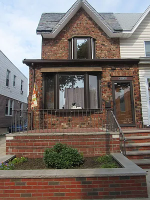 Rented by Mitra Hakimi Realty Group, LLC | media 1