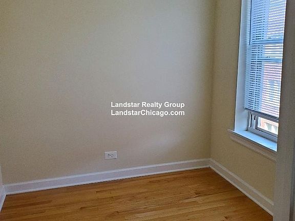 3rd image of 1347 W Touhy Ave APT 3N