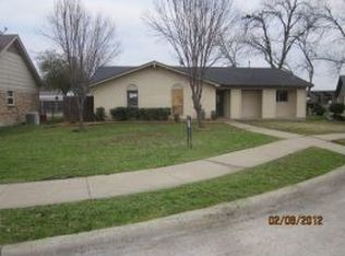 610 Bradfield Dr, Garland, TX 75042