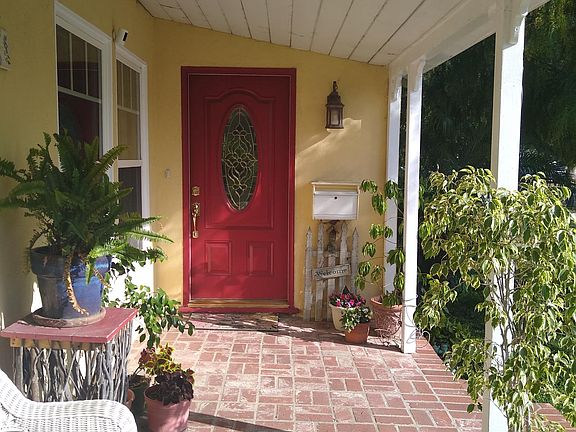 3rd image of 301 N Lomita St