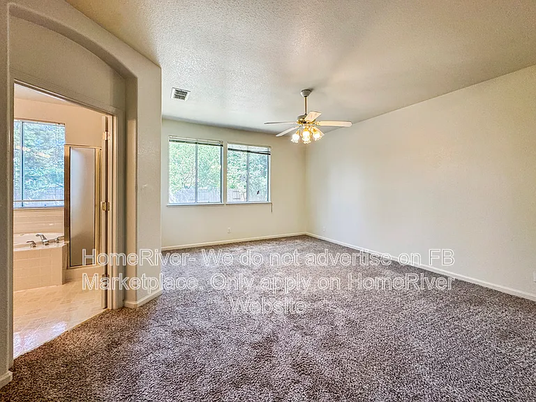2128 Topham Ct — Photo 11