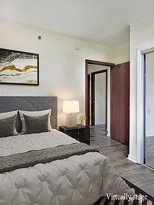 Rented by Ridgewood Capital NYC LLC | media 17