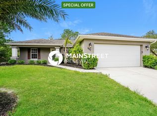 2617 43rd St W, Lehigh Acres, FL 33971