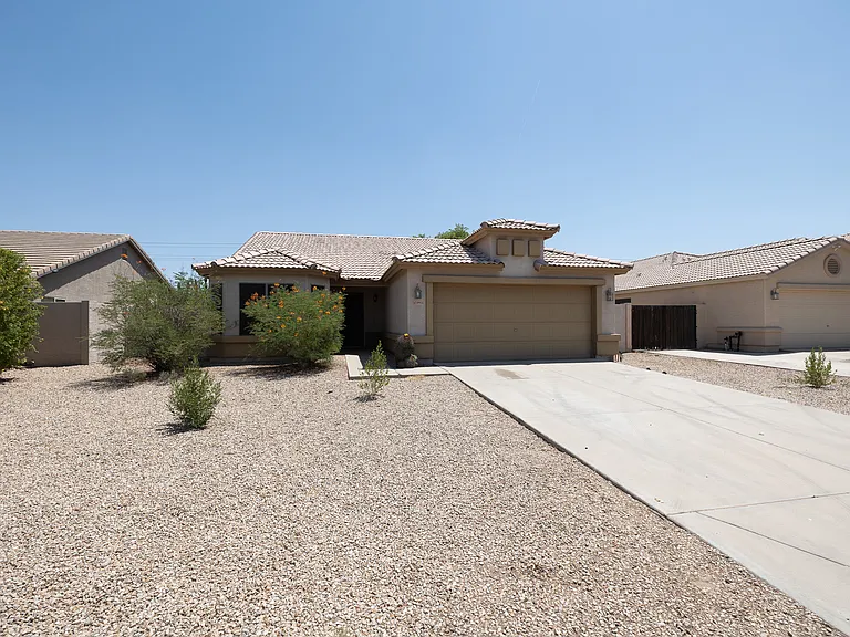 39931 N Zampino St — Photo 27