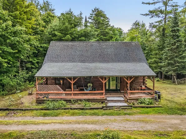228 Dill Road, Starks, ME 04911