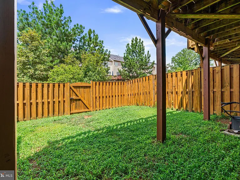 858 Nancy Lynn Ln — Photo 37