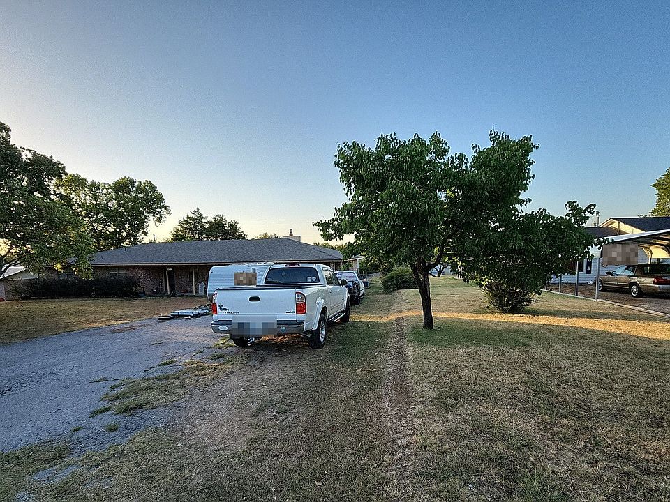 425 4th St, Velma, OK 73491 Zillow