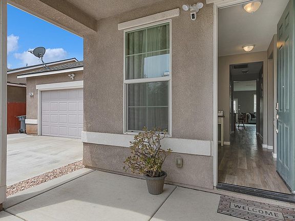5th image of 2254 S Orangewood Dr