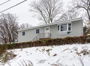 11 Yukon Ave, Worcester, MA 01605