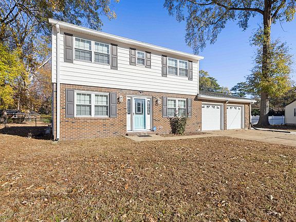 3rd image of 704 Avalon Woods Ct