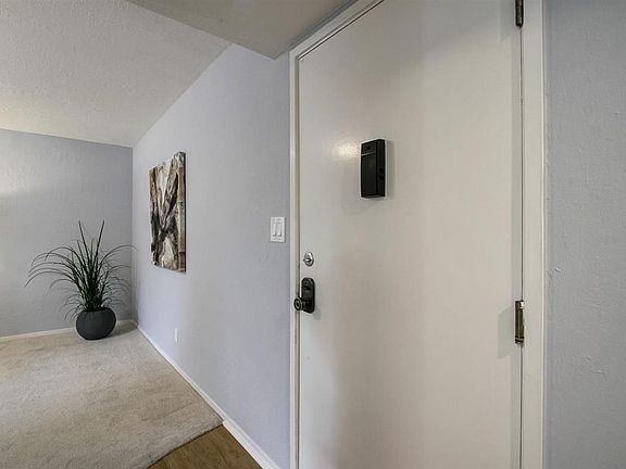 3rd image of 181 Del Medio Ave APT 208