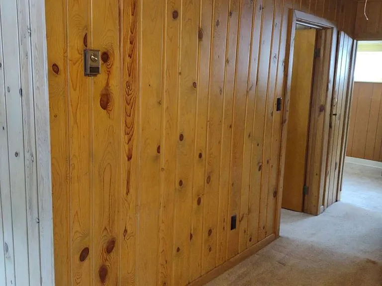 11380 Belvidere Ave — Photo 3