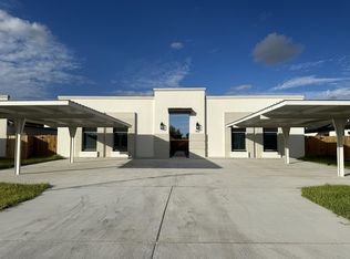 1002 Sugar Garden Dr, Pharr, TX 78577