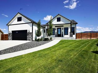 3685 Timber Wolf Ct, Casper, WY 82604