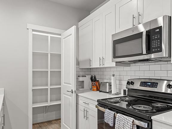 3rd image of 1764 Sparrow Hill Ct #3104