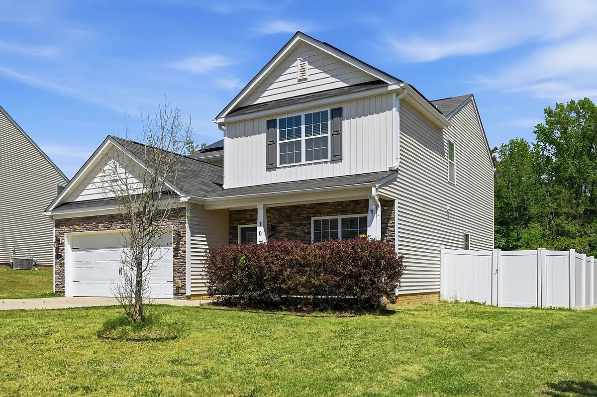 Building Photo - 107 Zulabelle Ct