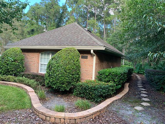 4th image of 8599 Walden Glen Dr