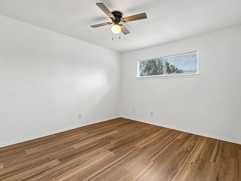 5809 Coventry Ln — Photo 14