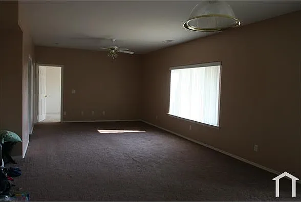 2751 Edgar Ave — Photo 6